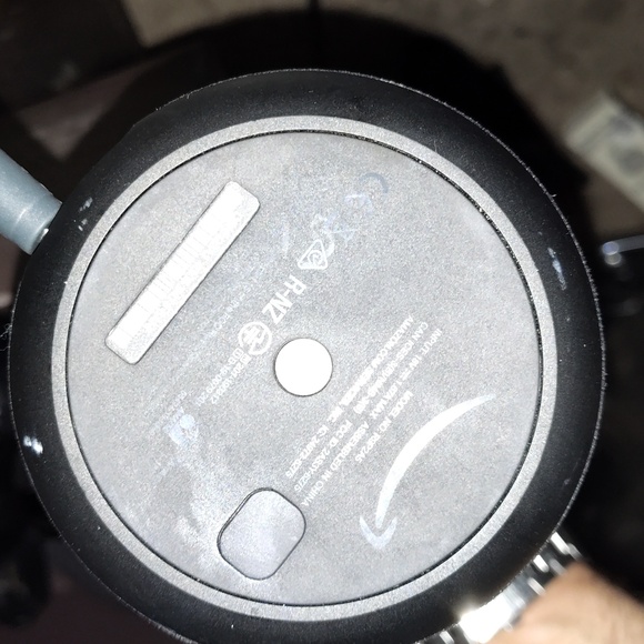 Amazon alexa echo 3rd generation - Picture 2 of 2